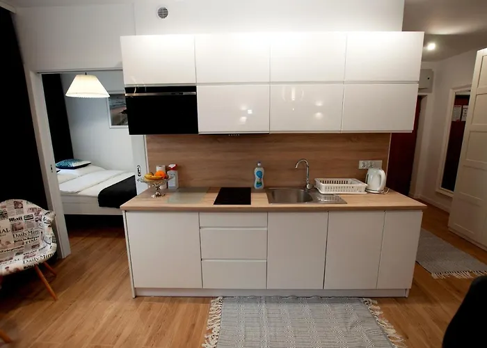 Ikar Ul. Grunwaldzka Blisko Morza *